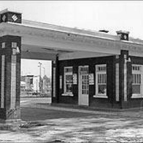 Gulf Oil Company Service Station